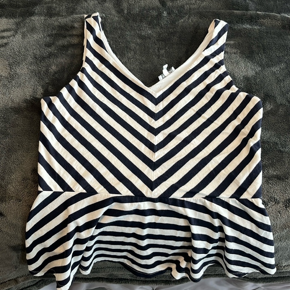 Express Shirt Size M